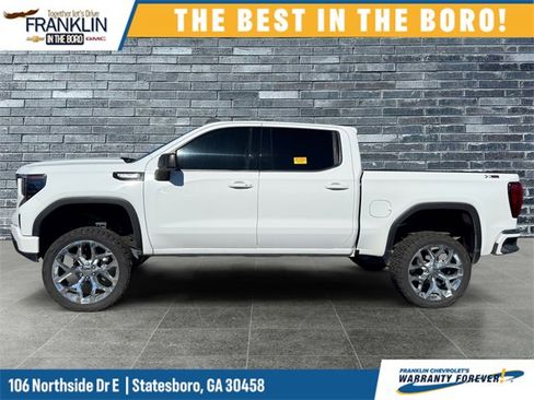 Used 2023 GMC Sierra 1500 Elevation w/ X31 Off-Road Package image 2