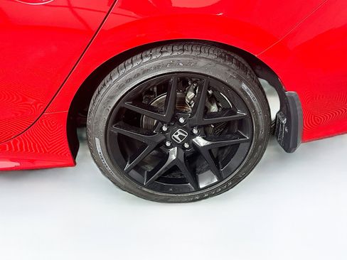 Used 2024 Honda Civic Sport image 11