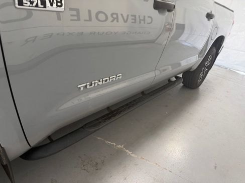 Used 2018 Toyota Tundra SR5 w/ TRD Off Road Package AWD/4WD image 9