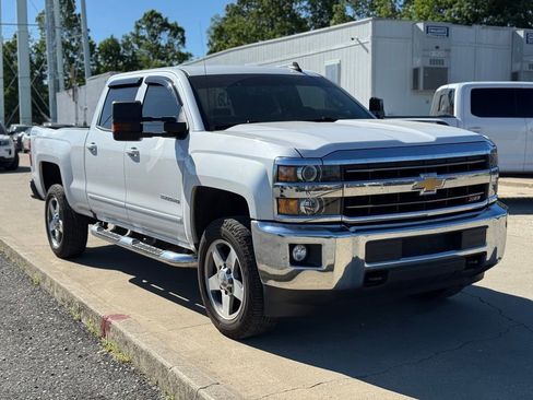 Used 2019 Chevrolet Silverado 2500 LT w/ All Star Edition AWD/4WD image 4
