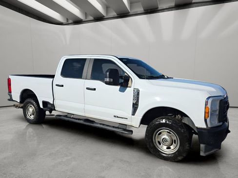Used 2023 Ford F250 XL AWD/4WD image 8