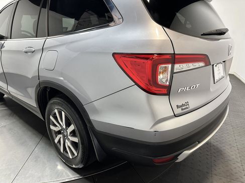 Used 2021 Honda Pilot EX image 10