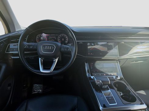 Used 2023 Audi Q7 Premium Plus image 18