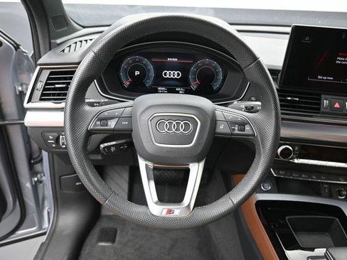 Used 2024 Audi Q5 2.0T Prestige w/ Prestige Package AWD/4WD image 16