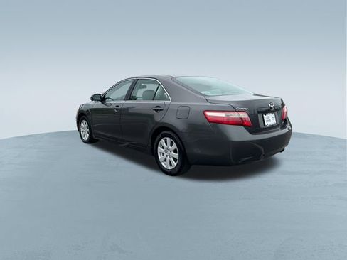 Used 2009 Toyota Camry XLE FWD image 5