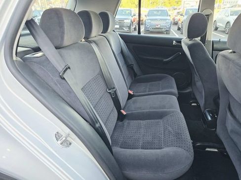 Used 2000 Volkswagen Golf GLS FWD image 11