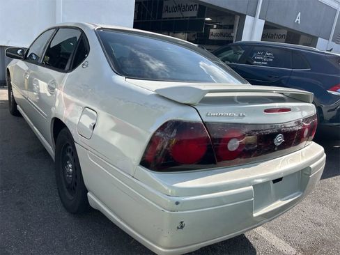 Used 2004 Chevrolet Impala LS w/ Preferred Equipment Group FWD image 2