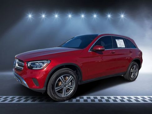 Used 2020 Mercedes-Benz GLC 300 4MATIC image 5