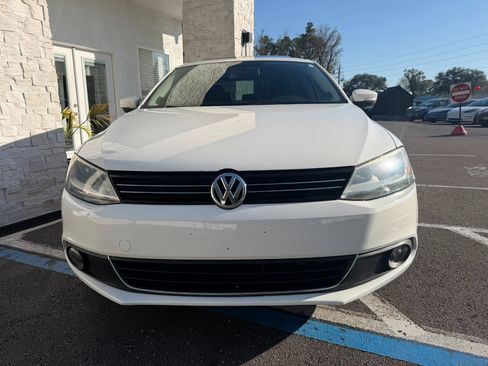Used 2013 Volkswagen Jetta TDI image 4