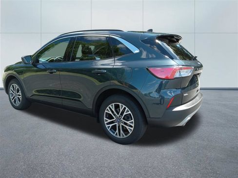 Used 2022 Ford Escape SEL w/ Technology Package AWD/4WD image 3