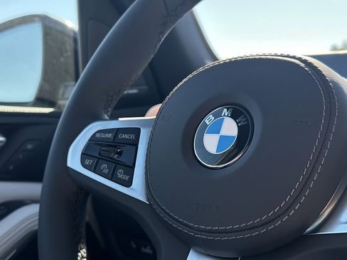 New 2026 BMW X5 sDrive40i w/ M Sport Package image 39