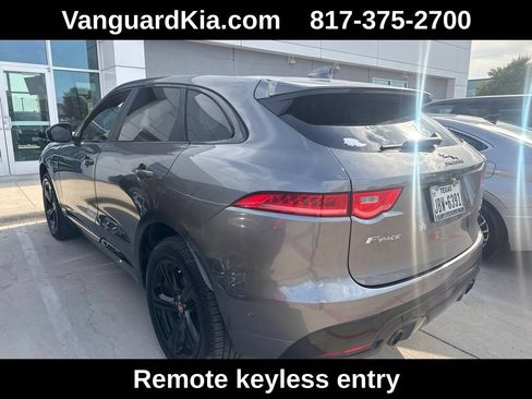 Used 2017 Jaguar F-PACE S AWD/4WD image 4