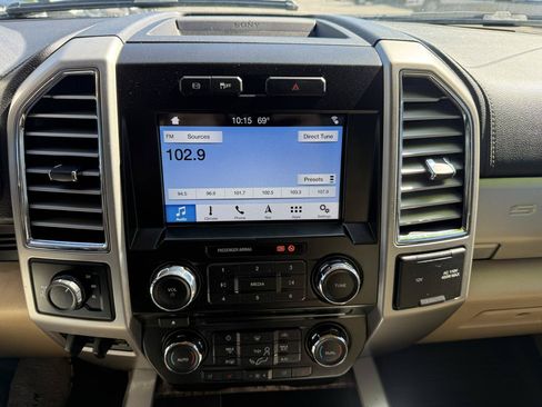 Used 2017 Ford F250 Lariat w/ Chrome Package AWD/4WD image 37