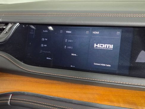 Used 2023 Jeep Grand Cherokee Summit AWD/4WD image 41