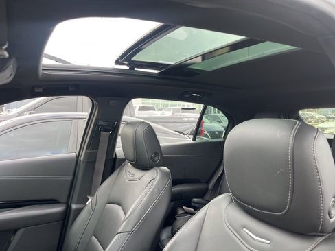 Used 2024 Cadillac XT4 Luxury w/ Cold Weather Package image 6