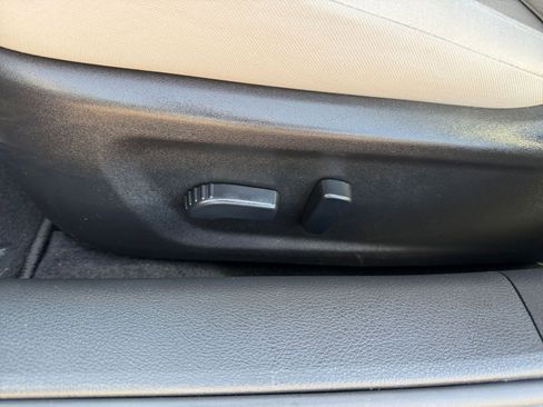 Used 2025 Nissan Altima 2.5 SV image 23