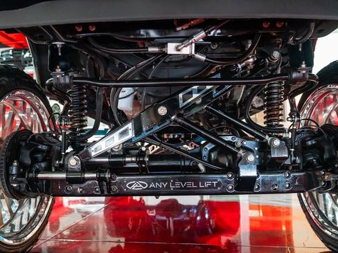 Used 2023 Ford F250 Lariat w/ Lariat Ultimate Package image 15