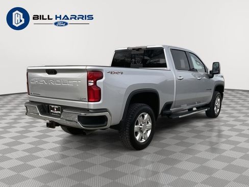 Used 2022 Chevrolet Silverado 2500 LTZ w/ LTZ Premium Package image 6