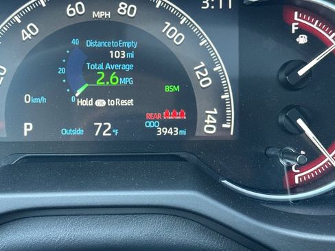 Used 2024 Toyota RAV4 XLE Premium FWD image 10