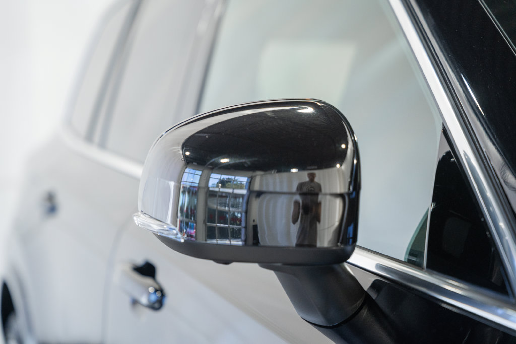 Used 2024 Volvo XC90 B6 Plus AWD/4WD image 13