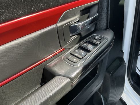 Used 2017 RAM 1500 Rebel w/ Luxury Group AWD/4WD image 8