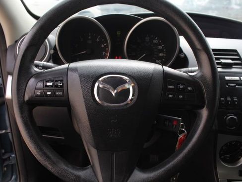 Used 2010 MAZDA MAZDA3 i Touring image 17