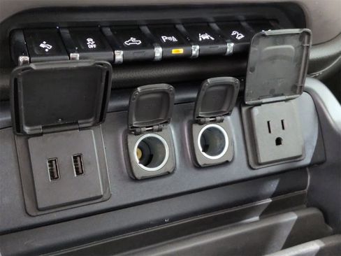 Used 2017 GMC Sierra 1500 Denali image 34