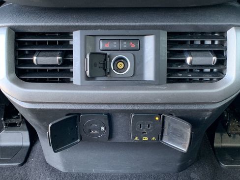 Used 2023 Ford F150 Lariat w/ Equipment Group 502A High image 25