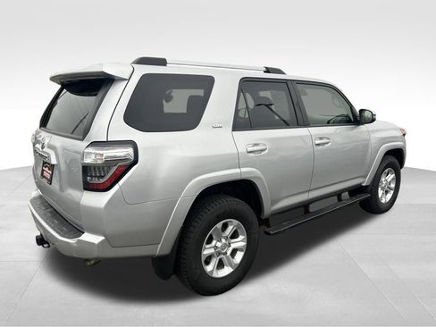 Certified 2022 Toyota 4Runner SR5 Premium w/ Moonroof Package AWD/4WD image 7