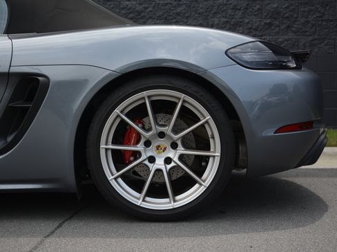 Certified 2025 Porsche 718 Boxster GTS RWD image 38