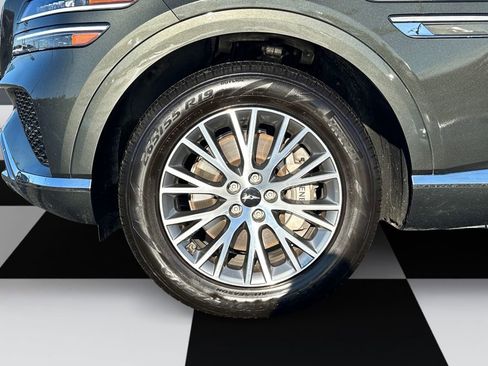 Used 2025 Genesis GV80 2.5T Standard image 14