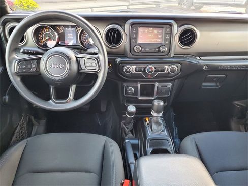 Used 2021 Jeep Wrangler Unlimited Sport image 19