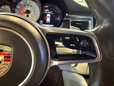 Used 2016 Porsche Macan Turbo AWD/4WD image 17