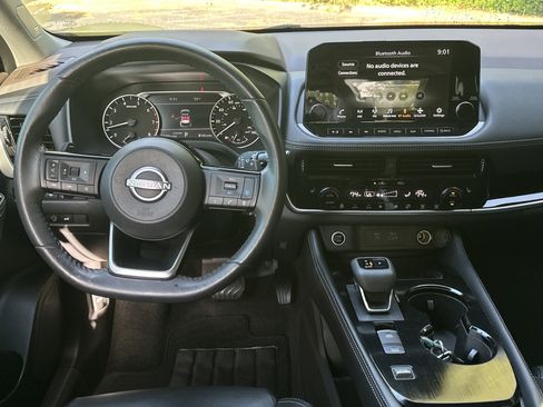 Used 2023 Nissan Rogue SL w/ SL Premium Package FWD image 27