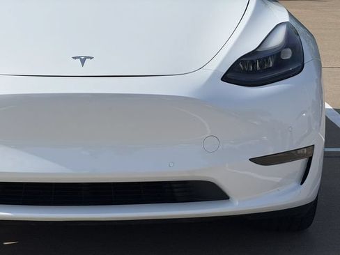 Used 2022 Tesla Model Y Performance AWD/4WD image 8