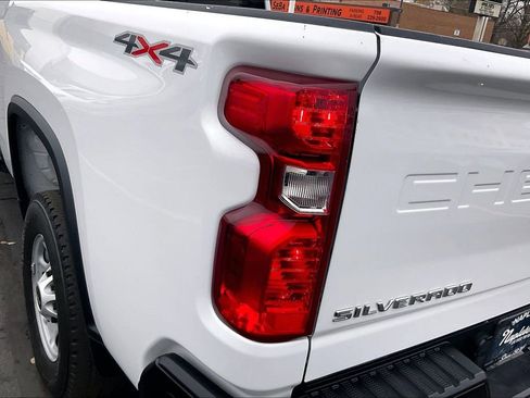Used 2023 Chevrolet Silverado 2500 W/T w/ WT Convenience Package AWD/4WD image 27