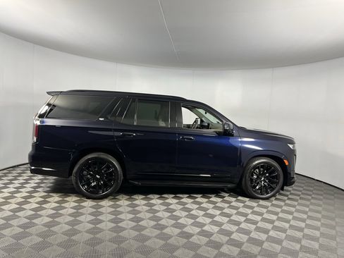 Used 2024 Cadillac Escalade Sport Platinum w/ LPO, ONYX Package image 5