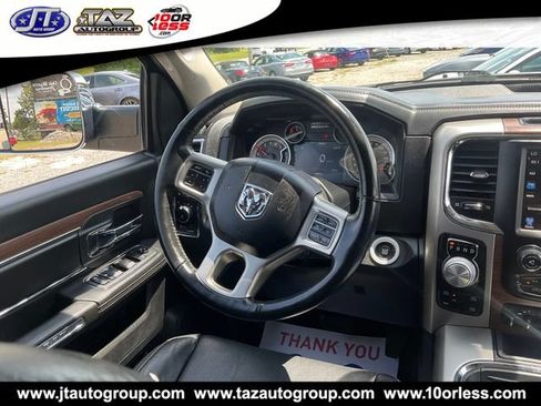 Used 2017 RAM 1500 Laramie w/ Convenience Group AWD/4WD image 18