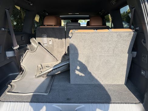 Used 2025 Lexus GX 550 AWD/4WD image 45
