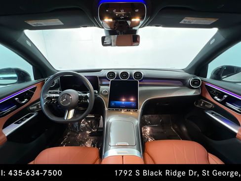 Used 2024 Mercedes-Benz GLC 300 4MATIC image 9