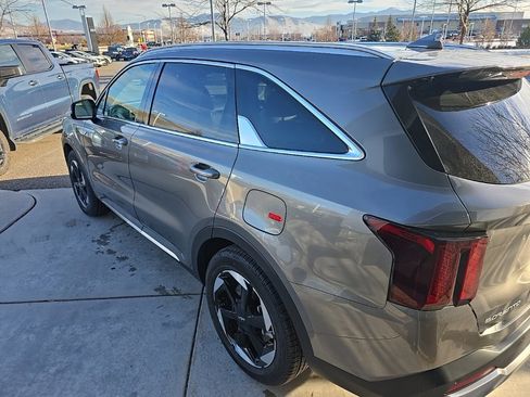 New 2026 Kia Sorento EX image 4