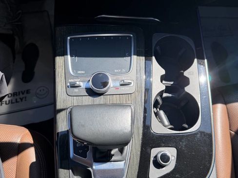 Used 2018 Audi Q7 3.0T Prestige image 17