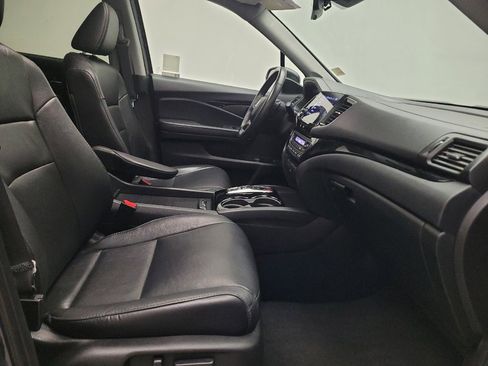 Used 2022 Honda Pilot Touring image 21