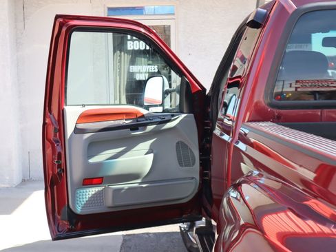 Used 2006 Ford F350 4x4 SuperCab DRW Super Duty image 20