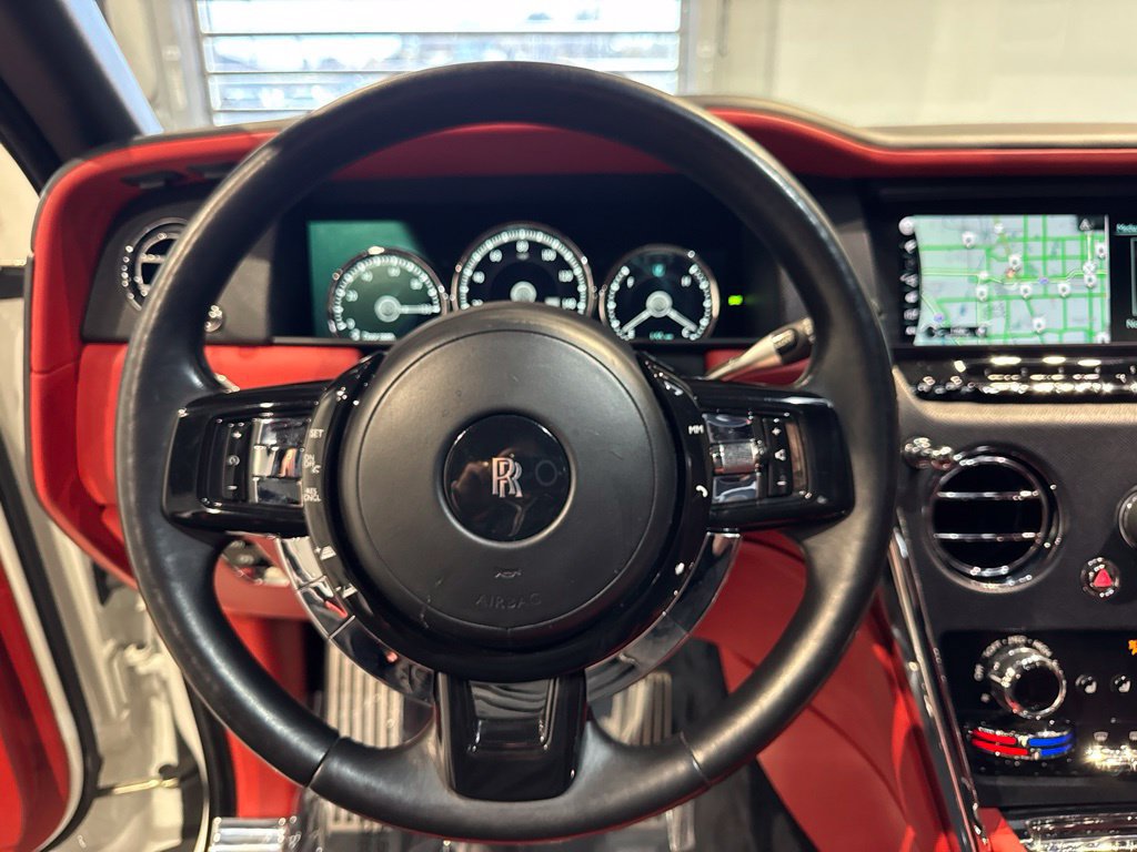Used 2020 Rolls-Royce Cullinan AWD/4WD image 11