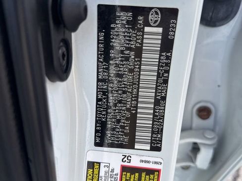 Used 2018 Toyota Camry XLE image 28