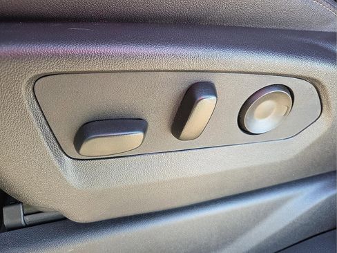 Used 2026 GMC Sierra 1500 SLT w/ SLT Premium Package image 15