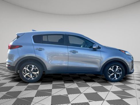Used 2021 Kia Sportage LX image 8
