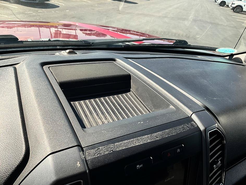 Used 2018 Ford F150 XLT w/ Equipment Group 302A Luxury AWD/4WD image 21