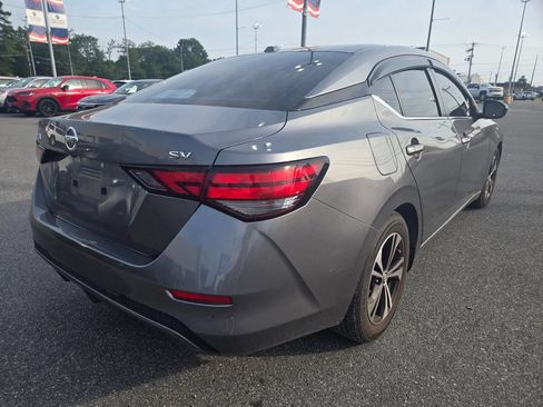 Used 2022 Nissan Sentra SV FWD image 7